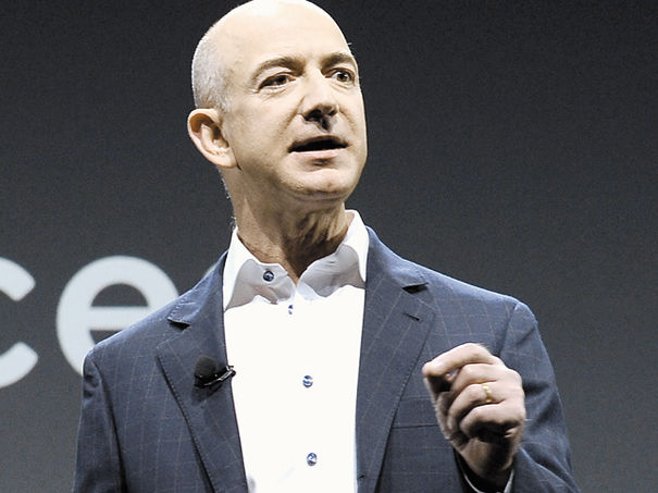 Jeff Bezos este cea mai bogată persoană din istorie. Foto: AFP