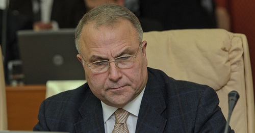 Михаил Шляхтицкий был отправлен в отставку с должности министра образования 24 июля 2012 года.