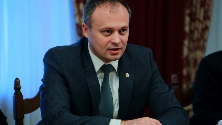 Andrian Candu a discutat cu pedagogii şi elevii posibilităţile de participare la alegeri de la vârsta de 16 ani.