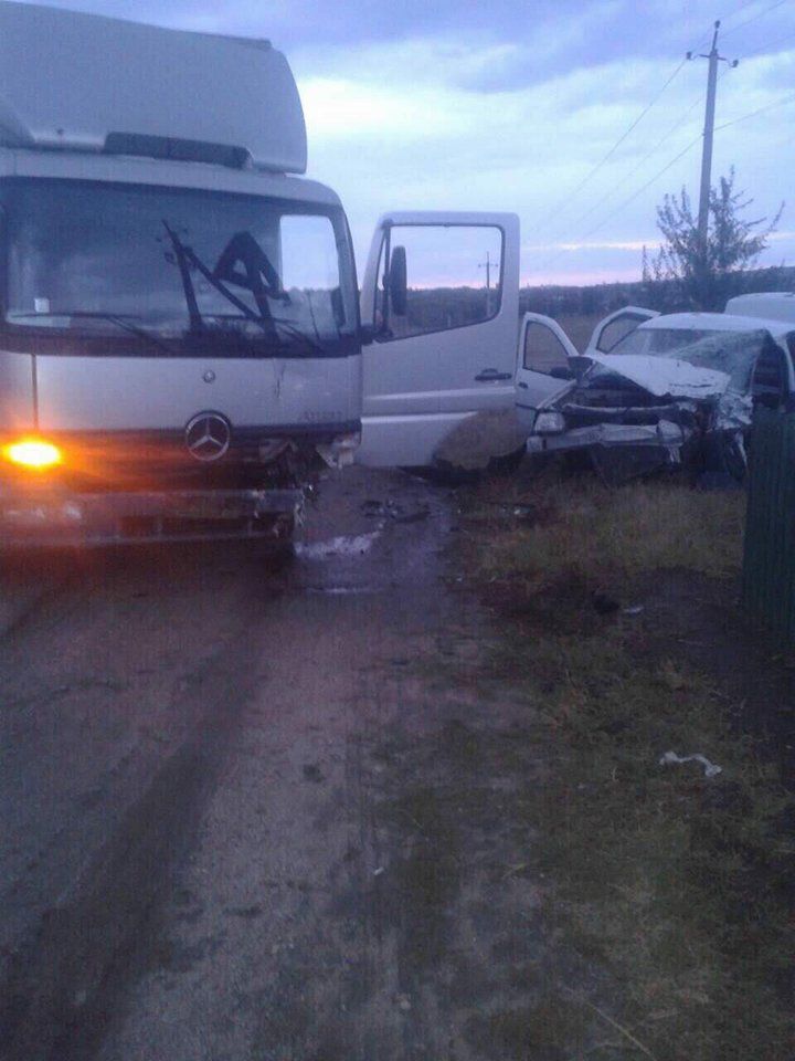 Comrat: S-a tamponat o maşină şi un camion. Un bărbat a murit. Foto: today.md