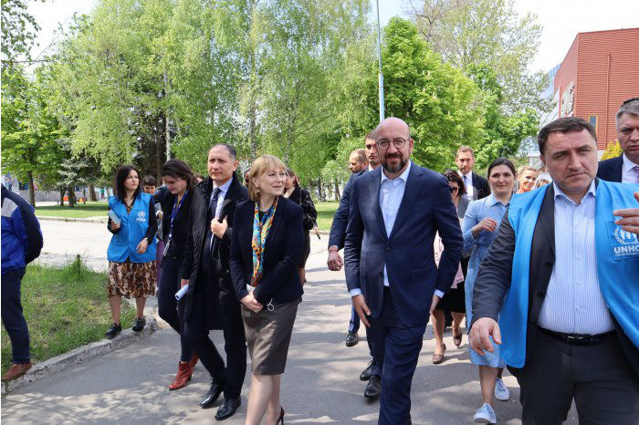 Председатель Европейского совета посетил Центр размещения беженцев на "Молдэкспо".