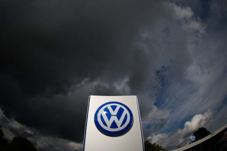 VW раздает пострадавшим от “дизельного скандала” дорогие подарки.