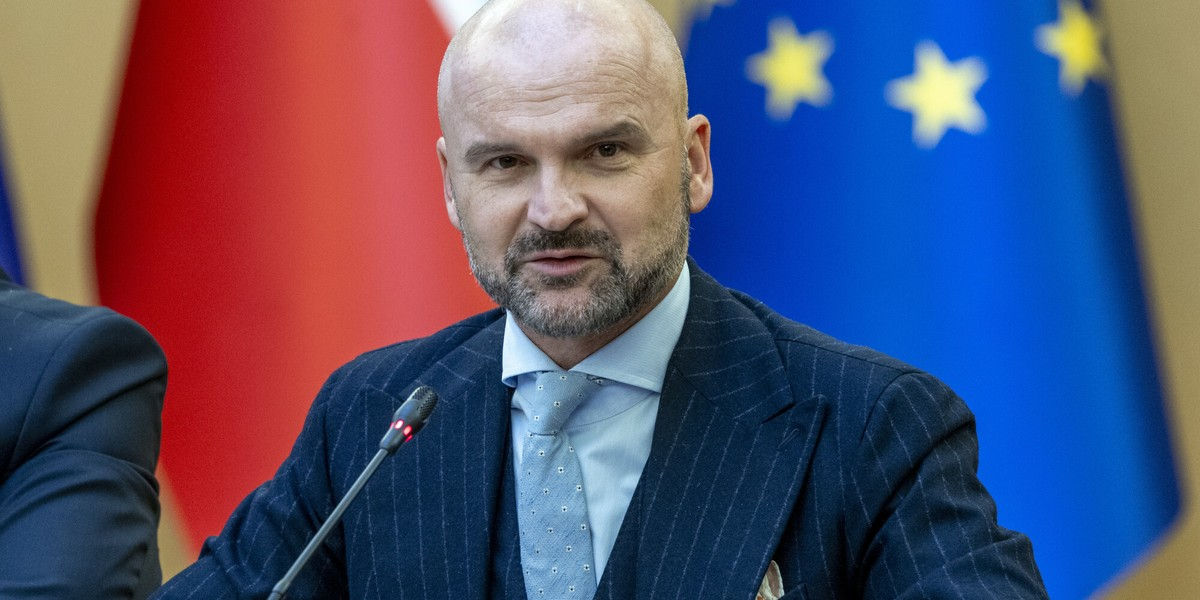 Premierul Poloniei i-a cerut unui miliardar să elaboreze propuneri pentru reducerea birocrației.