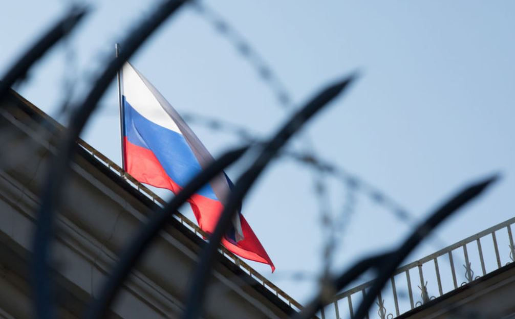 Bloomberg: Европа повременит с новыми санкциями против РФ, ожидая возможных переговоров в Стамбуле.