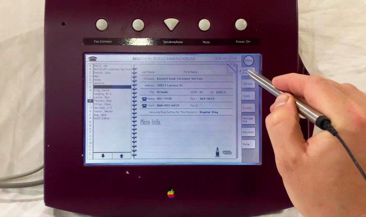 В Сети появилось видео с разработанным компанией Apple в 1993 году телефоном W.A.L.T. 