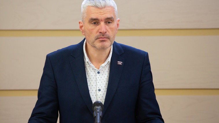 Вице-председатель парламента Александр Слусарь.