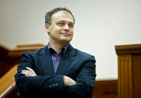 Andrian Candu, a dat asigurări că formaţiunea sa este gata să poartă negocieri şi să asigure alegerea unui guvern. Foto: ingotag.md