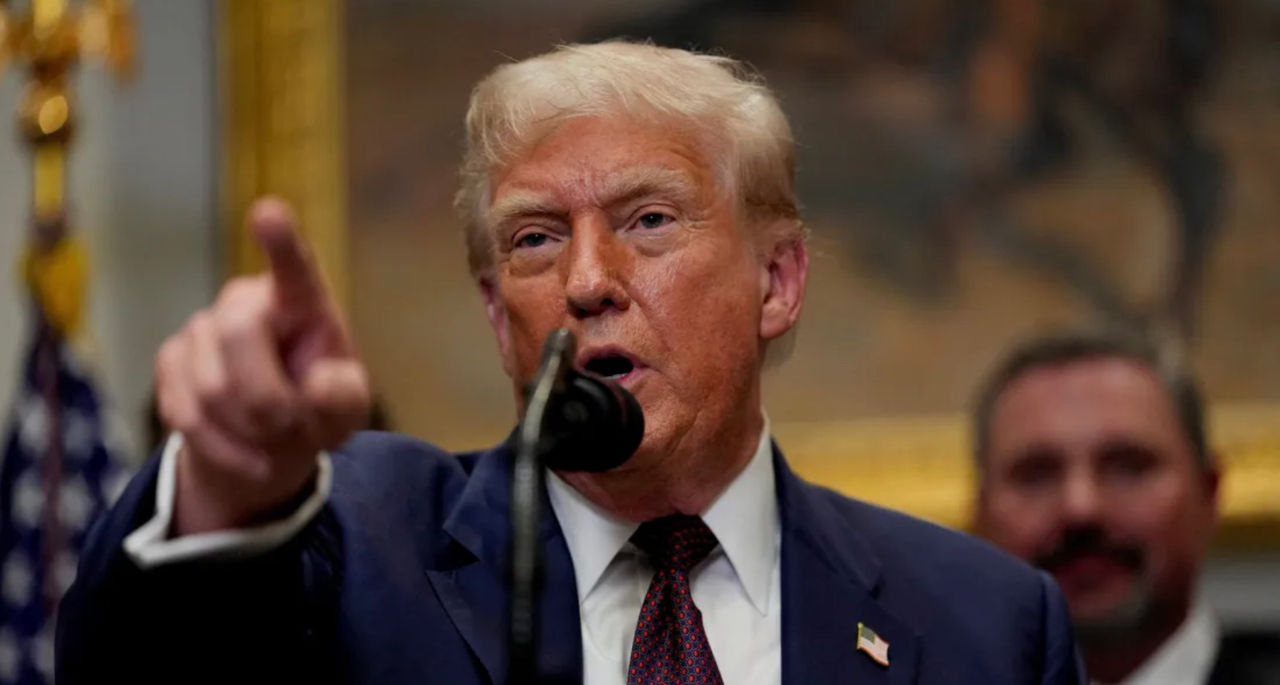 Trump a încercat să explice o postare despre Medvedev și submarinele nucleare.