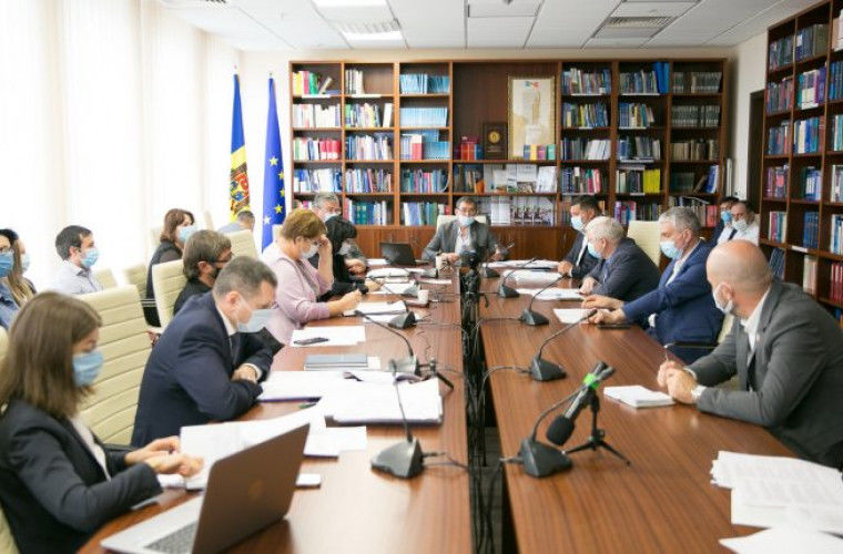 Молдова займёт около 70 миллионов евро на борьбу с пандемией.