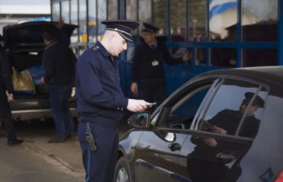 Пограничники сообщают об интенсивном движении на въезде на Украину.