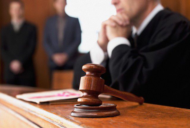 Суд не удовлетворил требование адвокатов, приобщив к процессу  всего 13 свидетелей.