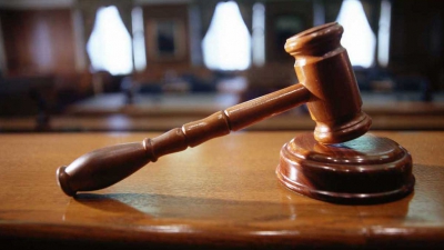 Прокуратура настаивает на привлечении судьи к уголовной ответственности сразу по двум статьям. Фото: vybor.md
