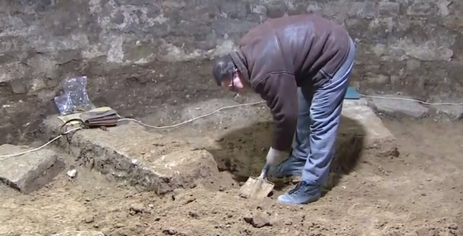 В Бендерской Крепости идут археологические раскопки.