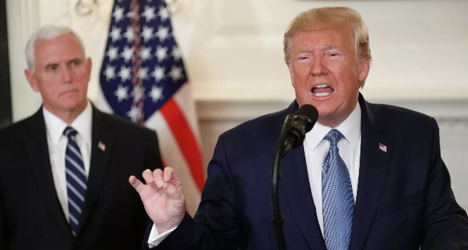 Трамп высмеял демократа, отказавшегося от борьбы за кресло президента.