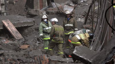Cel puţin 30 de oameni au murit, iar alţi 70 au rămas blocaţi după o explozie produsă într-o mină din Doneţk.