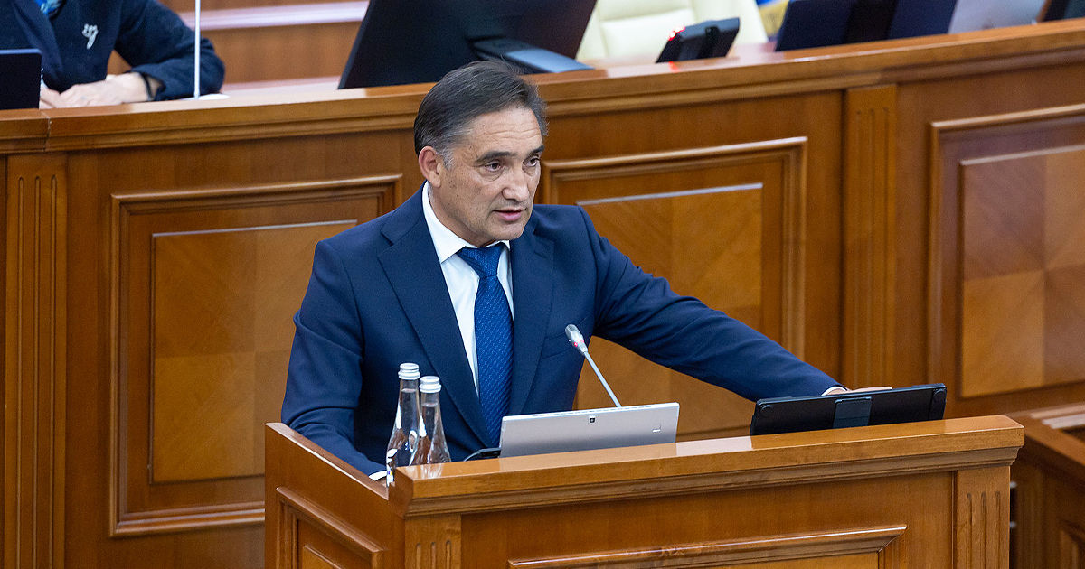 Stoianoglo: Intenționăm să propunem adoptarea unei declarații privind depolitizarea instituțiilor de stat.