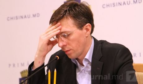 Окончательное решение о проведении референдума должна принять ЦИК.