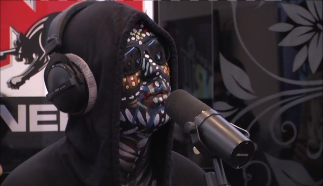 Plecat în Rusia pentru promovare, Carla's Dreams a dat o premieră și pentru publicul vorbitor de rusă. Foto: captură video Radio ENERGY vk.com