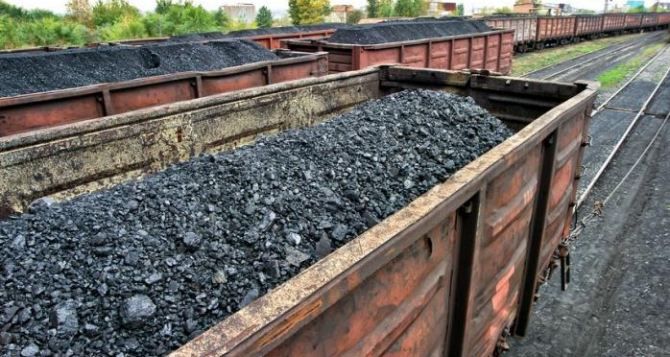 Депутат Рады заявил, что Россия якобы перекрыла поставки энергетического угля на Украину через территорию Белоруссии.