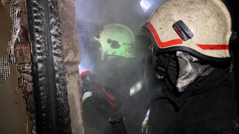 За минувшие сутки на севере страны в пожарах погибли 2 человека.
