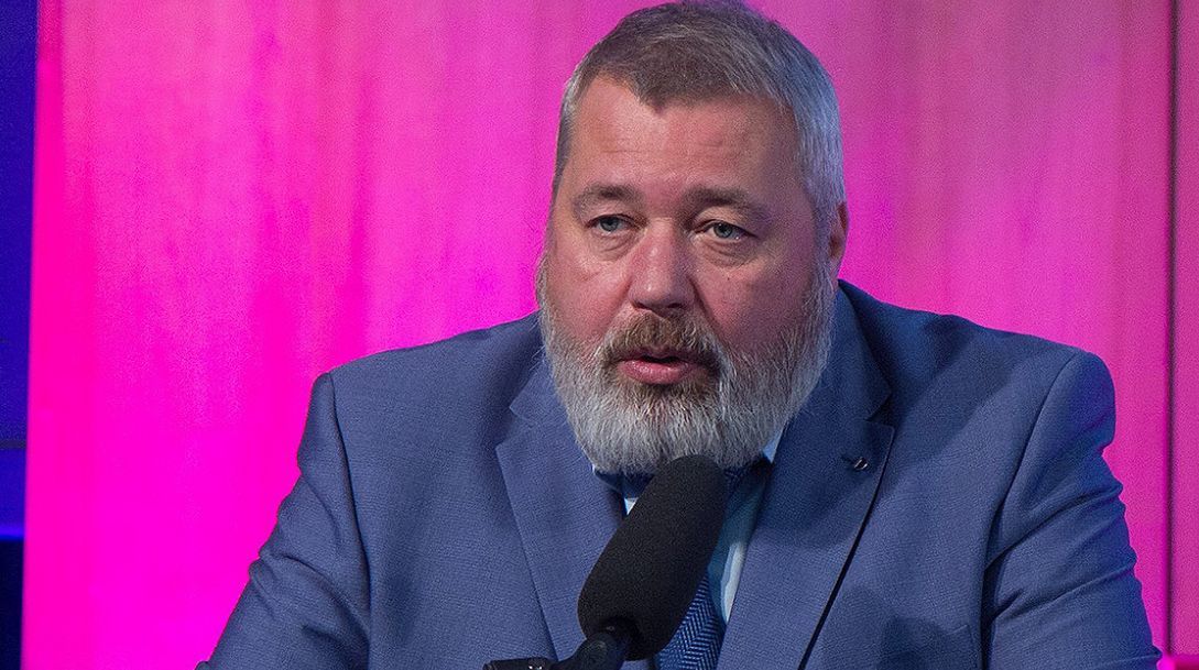 Главный редактор "Новой газеты" Муратов получил Нобелевскую премию мира.