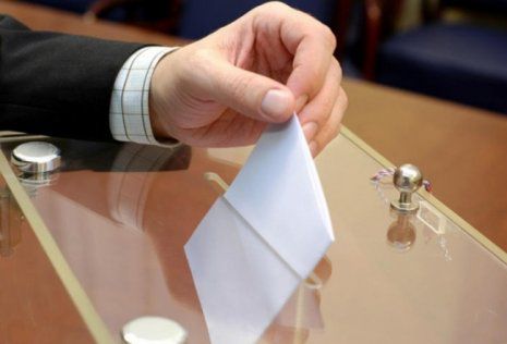 66% din moldoveni cer organizarea alegerilor parlamentare anticipate. Foto: timpul.md