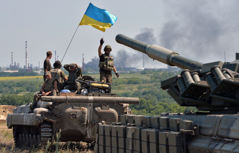 Украина проведет военные маневры параллельно с учениями "Запад-2017" в Белоруссии.