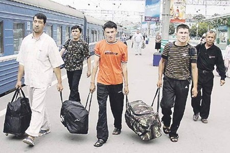 Dacă autorităţile moldoveneşti nu-şi vor schimba politica, Moldova trebuie să se aştepte la al doilea Maidan, sunt încrezuţi emigranţii moldoveni.