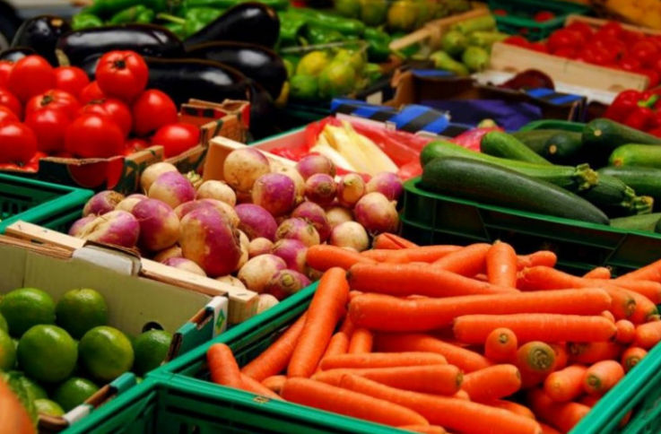 S-au dublat prețurile pentru mai multe fructe și legume