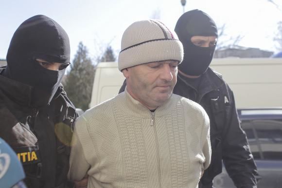 Poliţistul pedofil spune ce a avut cu copiii pe care i-a agresat. Foto: digi24.ro