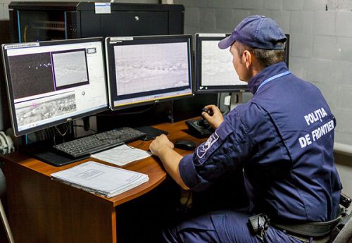 Поток пассажиров и транспортных единиц в течение истекших суток был умеренным.