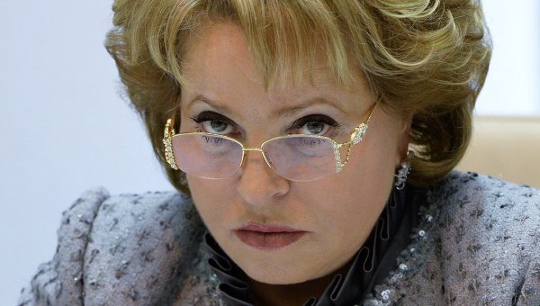 Матвиенко заявила, что Россия не может оставить новые санкции Запада без ответа.