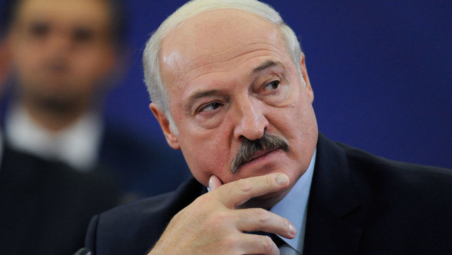 Лукашенко: Пилот Ryanair четверть часа принимал решение о посадке.