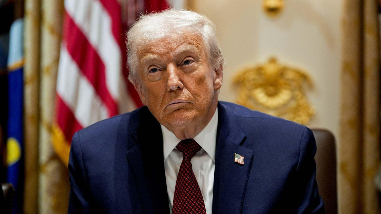 Trump a intentat un proces pentru calomnie împotriva BBC: Cere despăgubiri în valoare de 10 miliarde de dolari.
