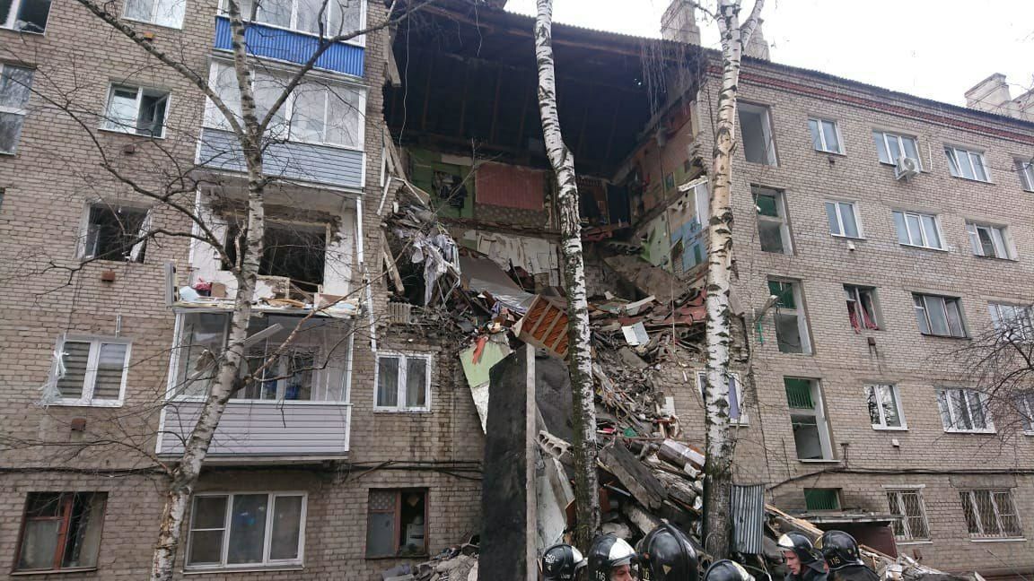 В Подмосковье в жилом доме произошел взрыв: есть пострадавшие.
