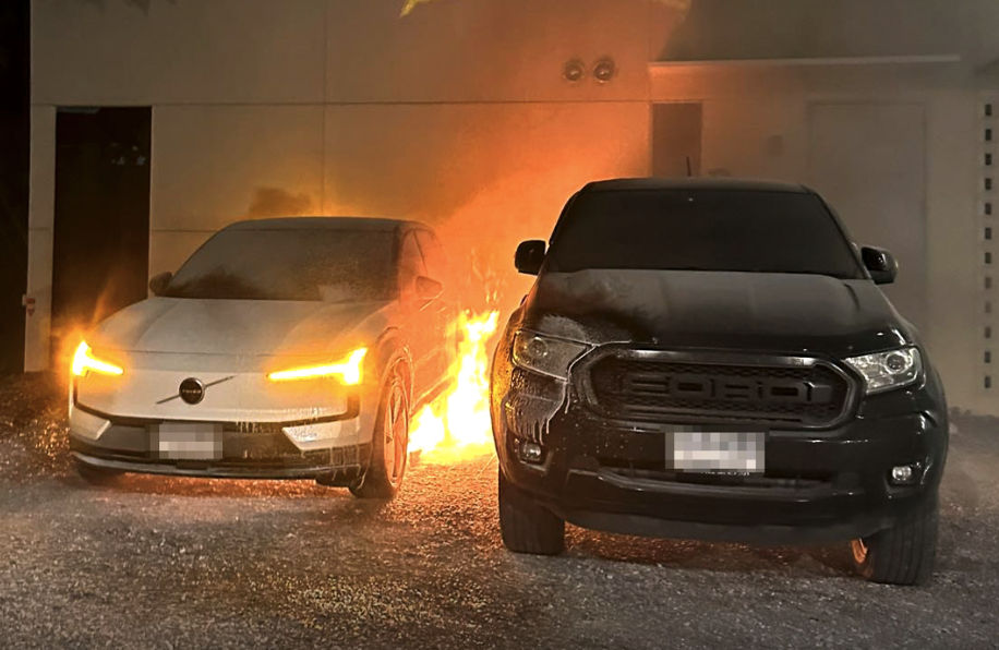 Репутация Volvo под угрозой из-за возгораний EX30 в Таиланде.