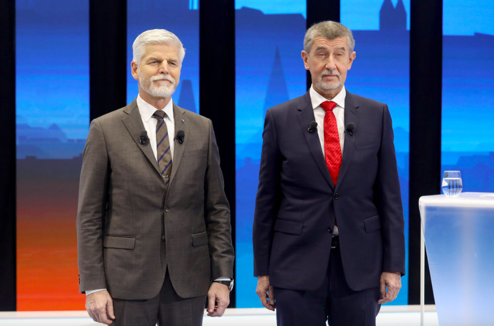 NATO a comentat disputa dintre președintele și premierul Cehiei privind participarea la summit.