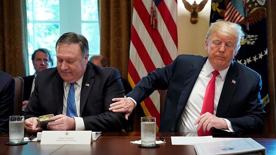 Трамп заявил, что не рассматривает кандидатуру Помпео на пост помощника главы государства.