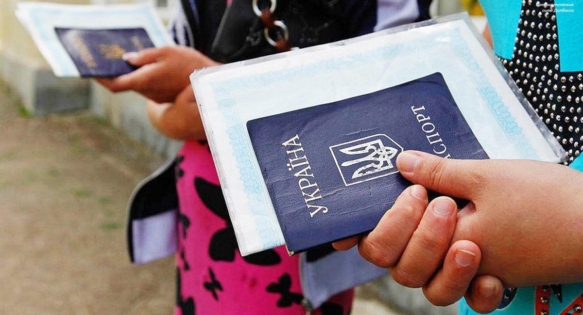 Более 1,5 миллионов человек выехали с Украины с начала года.