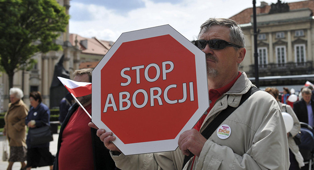 Parlamentul polonez a spus “nu” avorturilor. Foto: Sputnik/ Владимир Песн