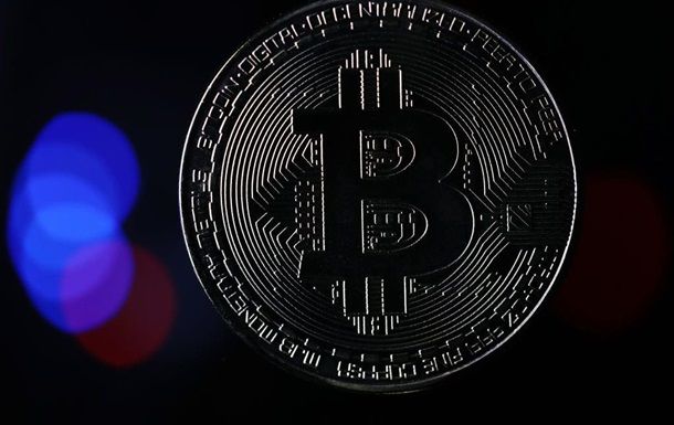 Microsoft приостановила оплату в биткоинах.
