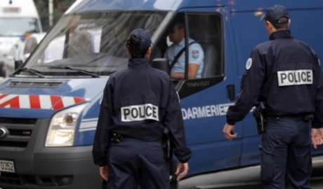 Aproximativ 50 de jandarmi au fost mobilizaţi pentru luarea de ostatici.
