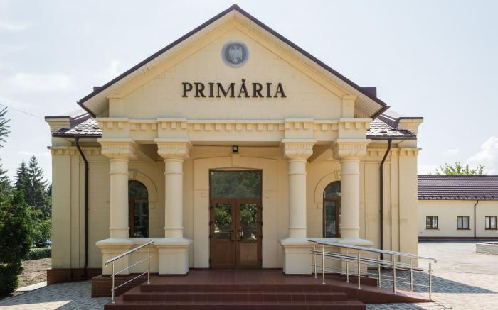Expert: Mulți angajați ai primăriilor ar putea rămâne fără loc de muncă după amalgamare.