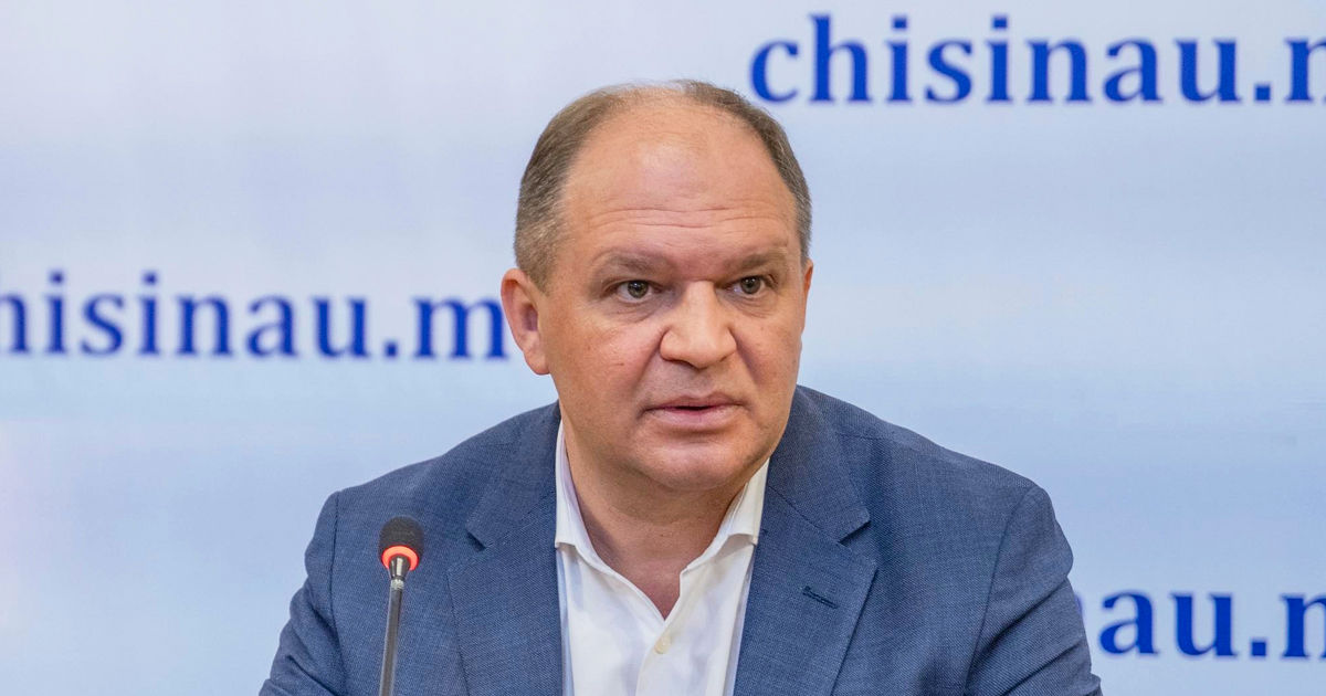 Ceban, despre reforma PAS: Ministrul care a numit cetățenii „bâdle” este acum șef pe închiderea primăriilor.