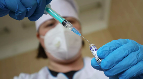 ВОЗ ожидает полный пакет документов о вакцине "Спутник V" до конца января.