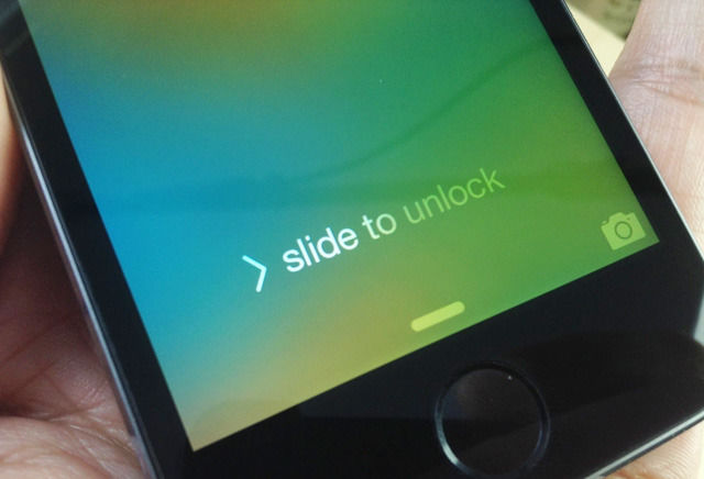 Conflictul dintre Apple şi Samsung pe baza unui brevet pentru funcţia "Slide to unlock" s-a încheiat în sfârşit.