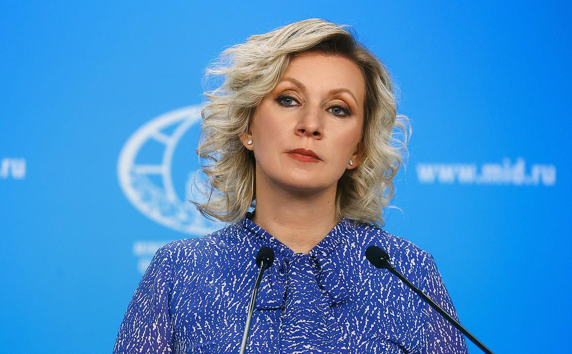 Захарова: МИД даст жесткий ответ на «захват школы» при посольстве в Варшаве.
