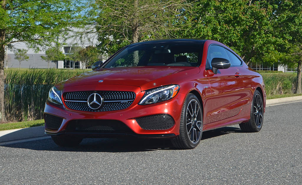 Германия: угонщик из Латвии украл эксклюзивный Mercedes Benz за 100 000 евро. Фото: Delfi Auto