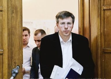 Dorin Chirtoacă este la un pas de a fi demis, pentru că astăzi începe colectarea semnăturilor în susținerea Referendumului.