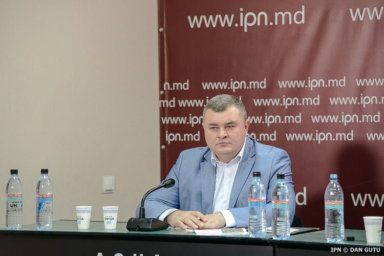 Новак: Мы обещаем индексировать пенсии не менее чем на 20%.